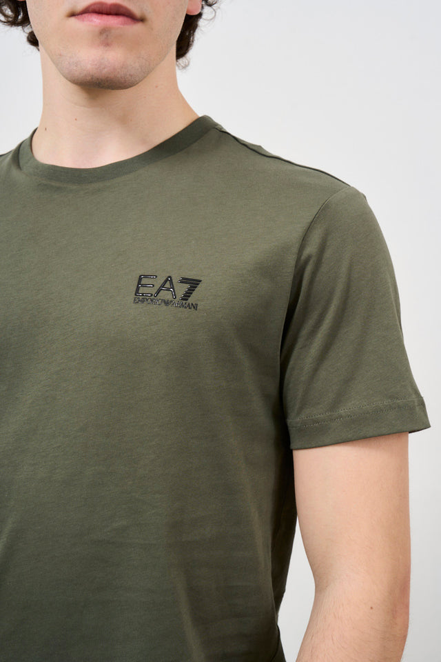T-shirt uomo verde militare con logo su petto