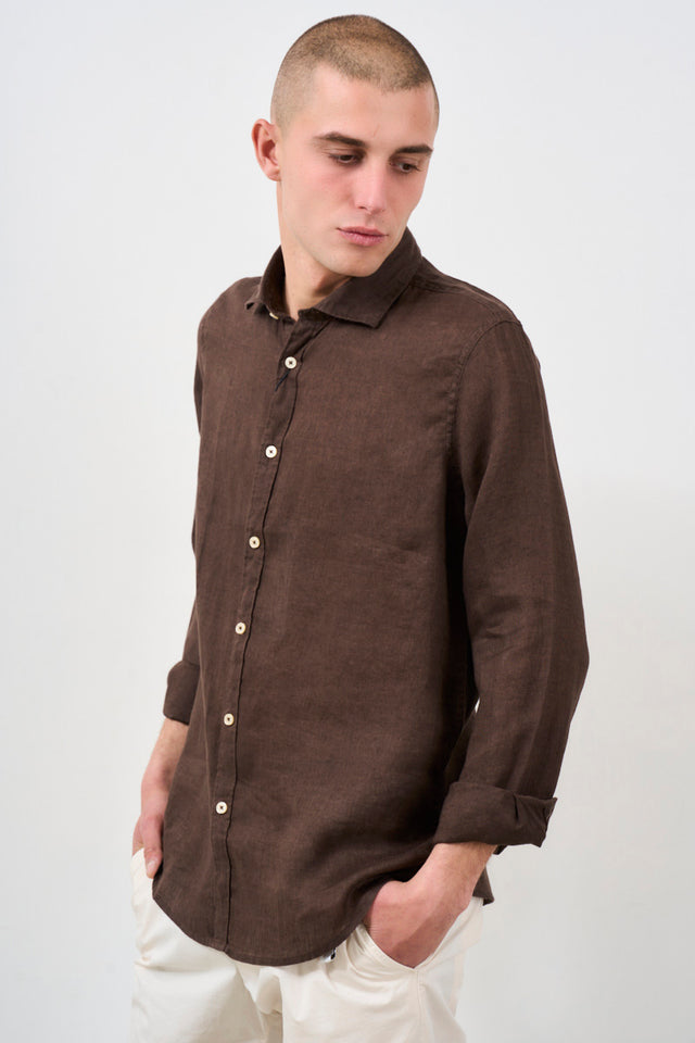 Camicia uomo in lino marrone
