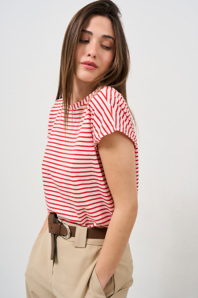 T-shirt donna a righe rosse con scollo su retro