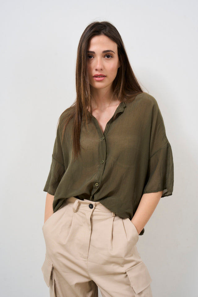 Camicia donna in mussola verde militare