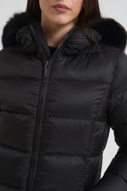 Piumino donna trapuntato con bordo in vera pelliccia nero - 2