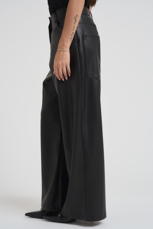 Pantalone donna a palazzo in ecopelle nero - 2