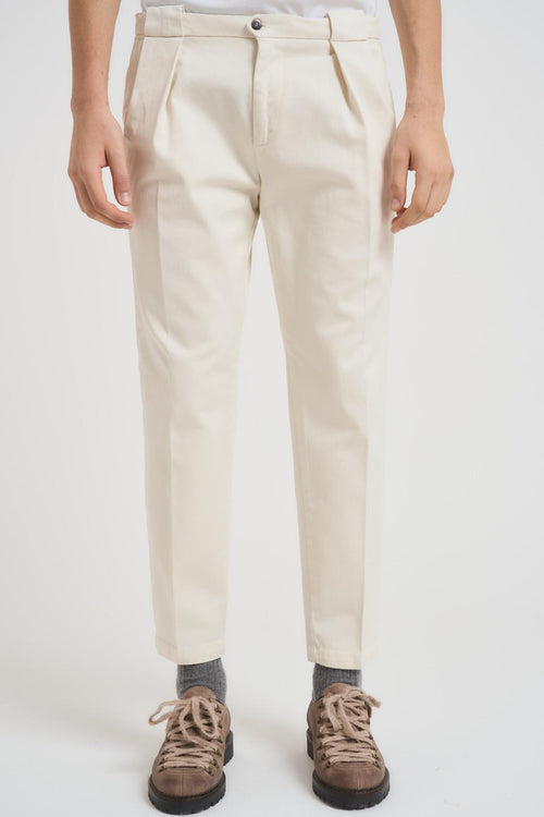 Pantalone uomo con pinces panna