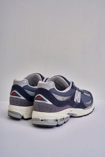 NEW BALANCE Sneakers uomo 2002R - 5