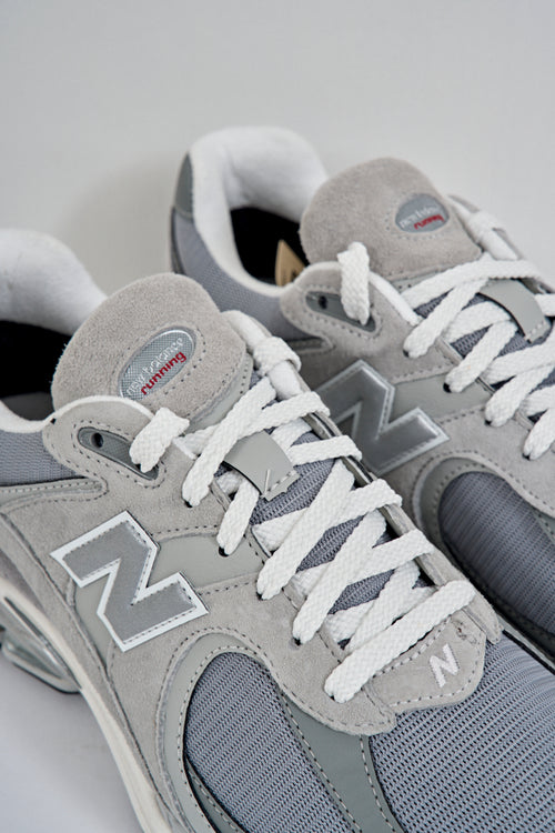 NEW BALANCE Sneakers uomo 2002R - 2