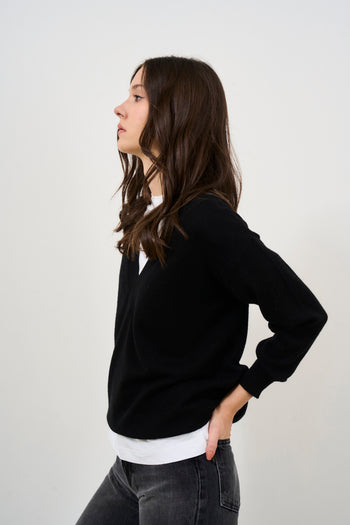 Women's V-neck sweater black - 6