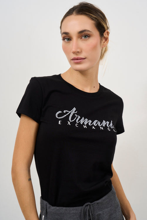 Women's black crew neck T-shirt