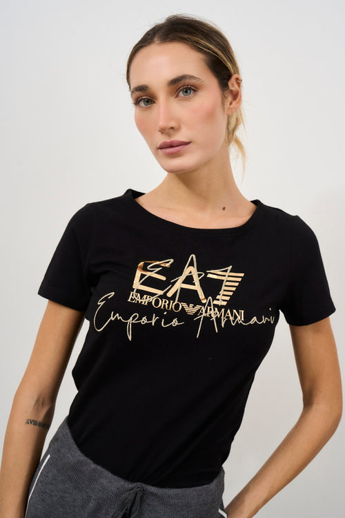 Women's black crew neck t-shirt