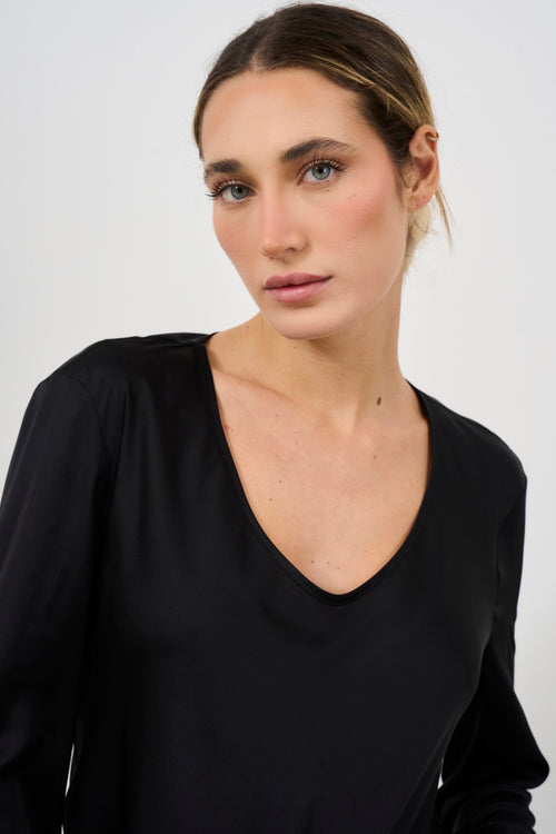 Blusa donna nero scollo a V - 2