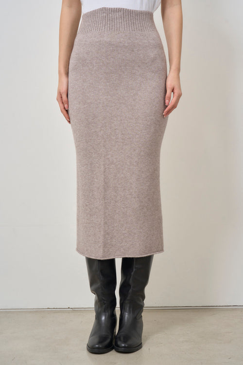 Beige knitted women's skirt