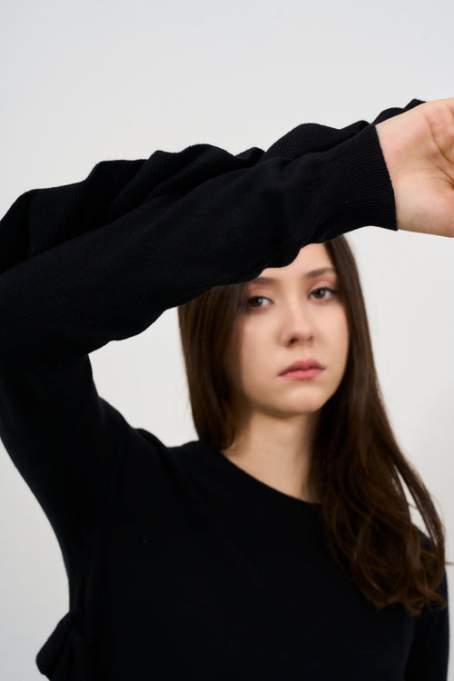 Maglia donna girocollo nera con dettaglio rouches - 2