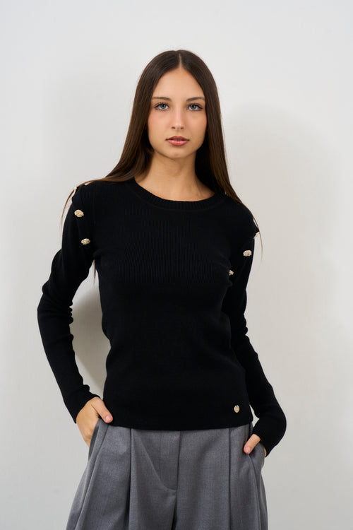 Women's sweater with jewel buttons