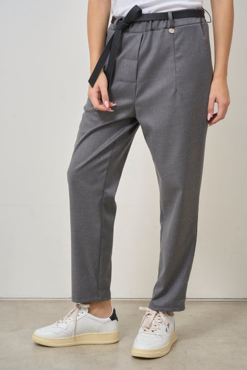 Women's regular fit grey trousers - 2