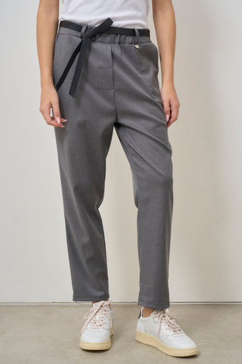 Women's regular fit grey trousers - 3