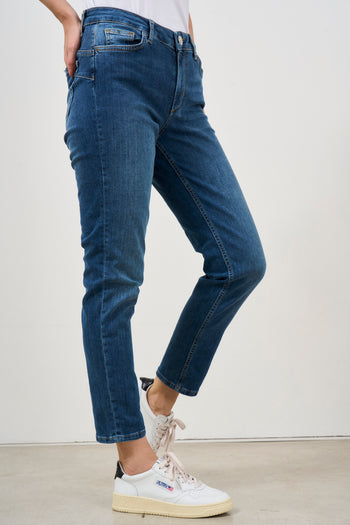 Women's straight blue jeans - 6