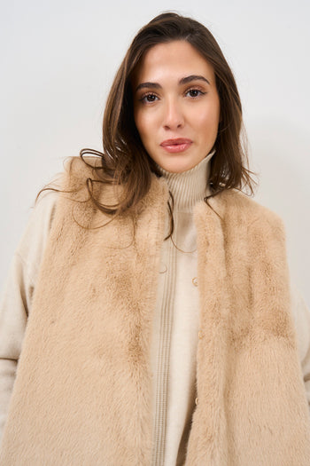 Women's camel faux fur vest - 4