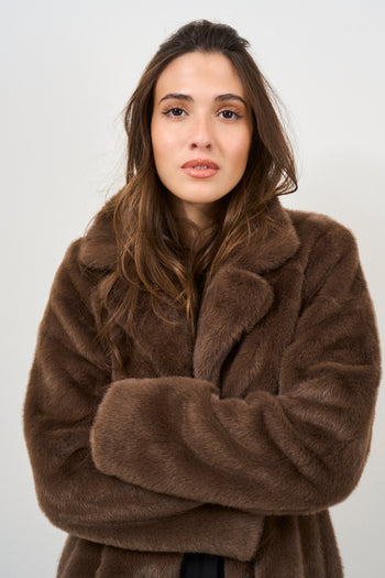 Women's brown faux fur coat - 3