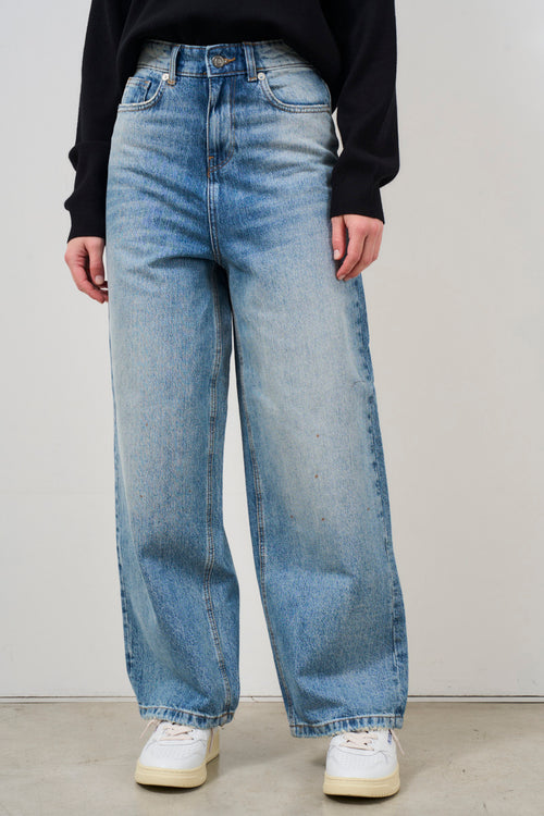 Women's straight leg jeans light denim