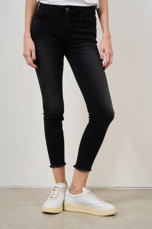 Women's Black Skinny Jeans - 2