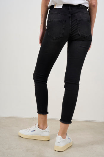 Women's Black Skinny Jeans - 5