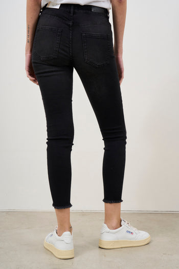 Women's Black Skinny Jeans - 6