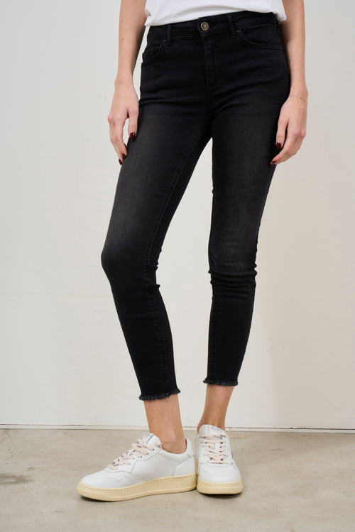 Women's Black Skinny Jeans