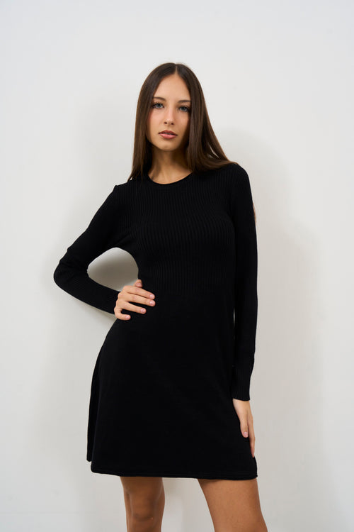 Short knitted dress