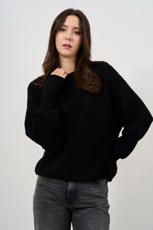 Women's black ribbed crew neck sweater