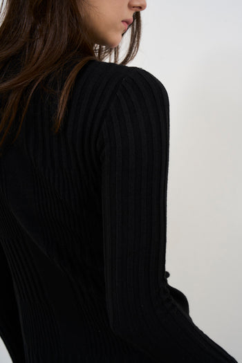 Women's black turtleneck sweater - 5