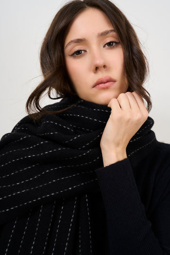 Women's pinstriped scarf - 4