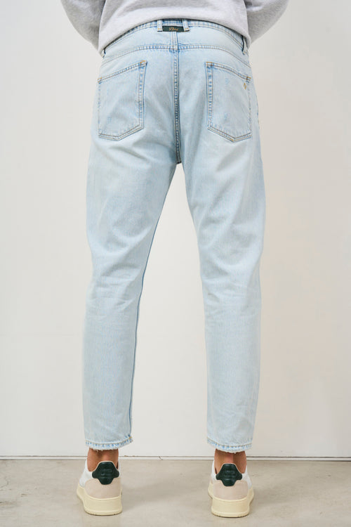 Jeans uomo regular in denim chiaro con rotture - 2