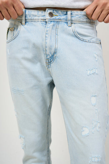 Jeans uomo regular in denim chiaro con rotture - 5