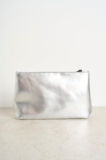 Women's silver laminated clutch bag - 5