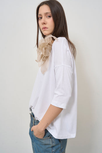 White women's t-shirt with beige pin - 3