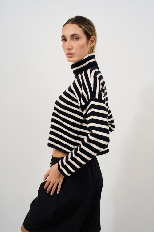 Women's black and white striped sweater - 2