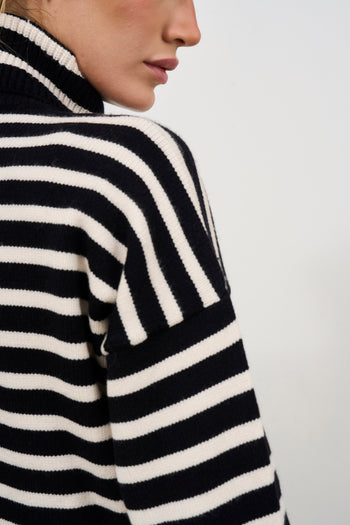 Women's black and white striped sweater - 6