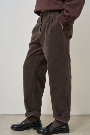 Brown ribbed women's trousers - 4