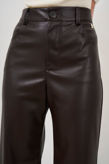 Brown women's faux leather trousers - 6