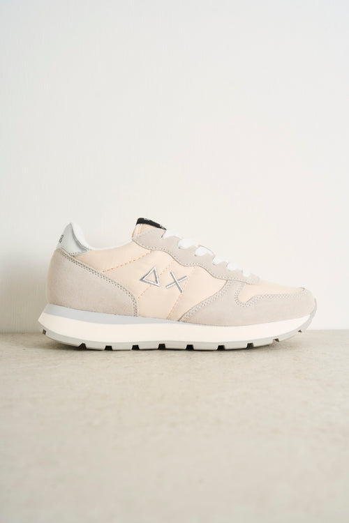 Women's sneakers cream suede details