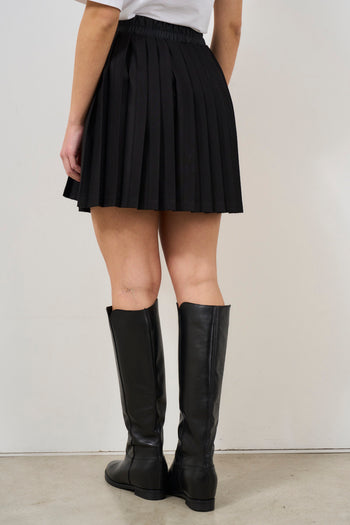 Women's black pleated mini skirt - 6