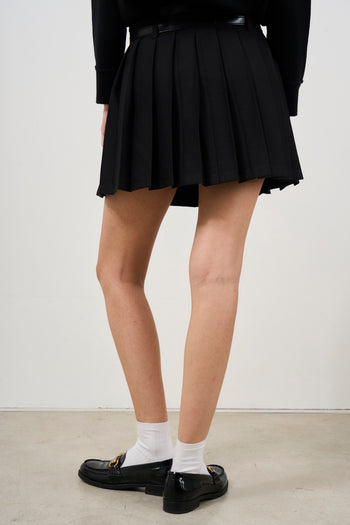 Women's black pleated mini skirt - 4