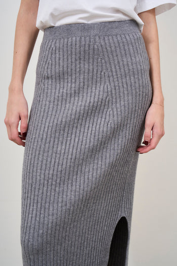 Long grey knitted women's skirt - 9