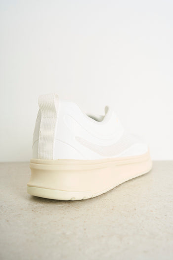 White men's sneakers with fabric inserts - 7