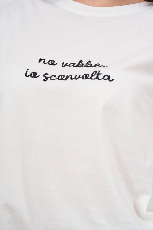 T-shirt donna con scritta nera sul davanti - 2