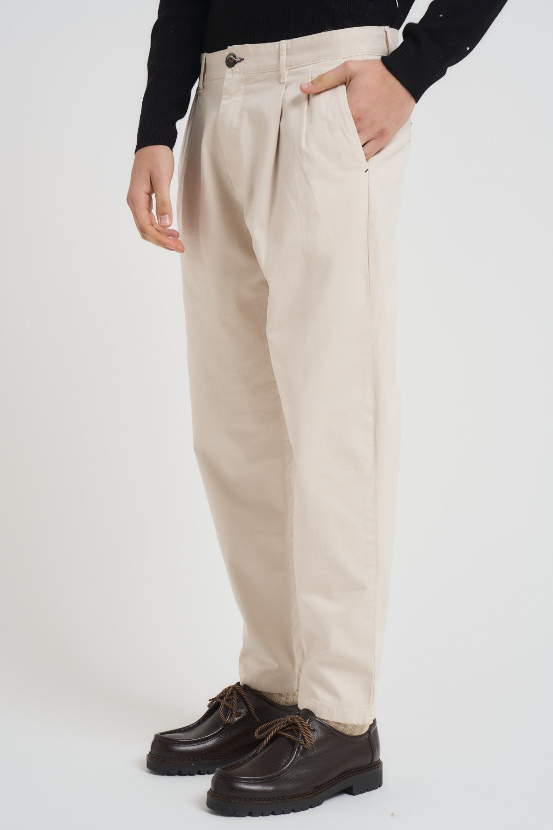 Pantalone uomo con pinces panna 252146 128 BERNA 