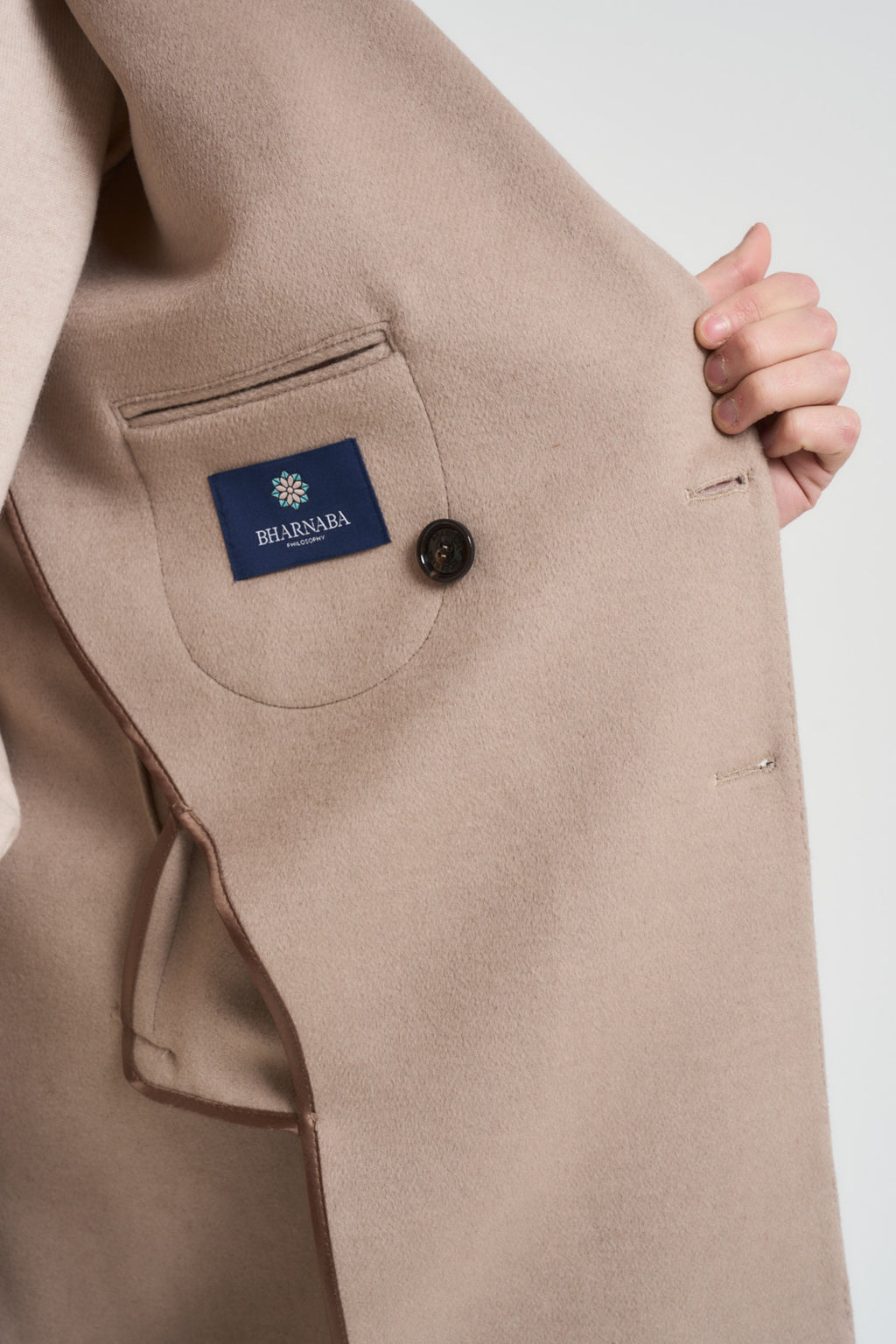 Cappotto uomo doppiopetto sabbia MCPS126 FOSHANBEIGE BHARNABA 