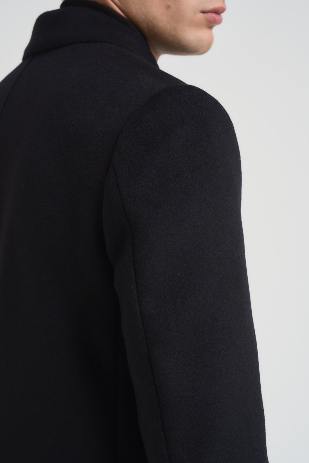Cappotto uomo doppiopetto nero MCPS126 FOSHANNERO BHARNABA 