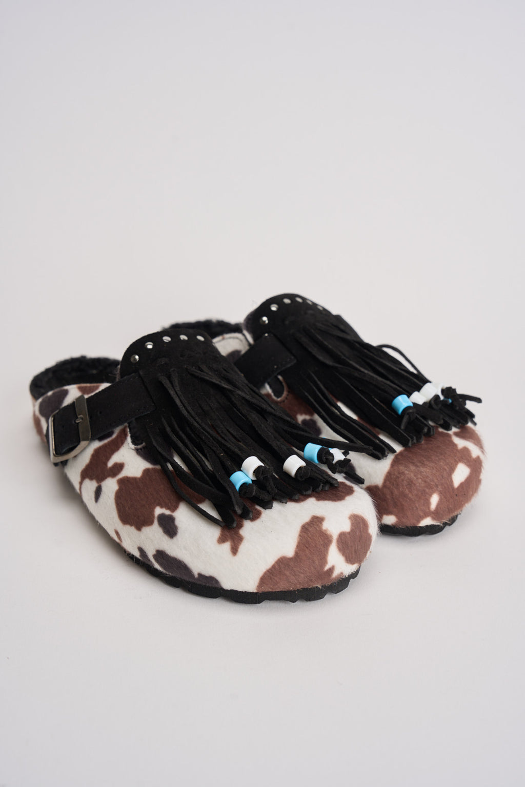 Sabot donna in suede animalier con frange DANDARA COW NERO BIANCO LAGOA 
