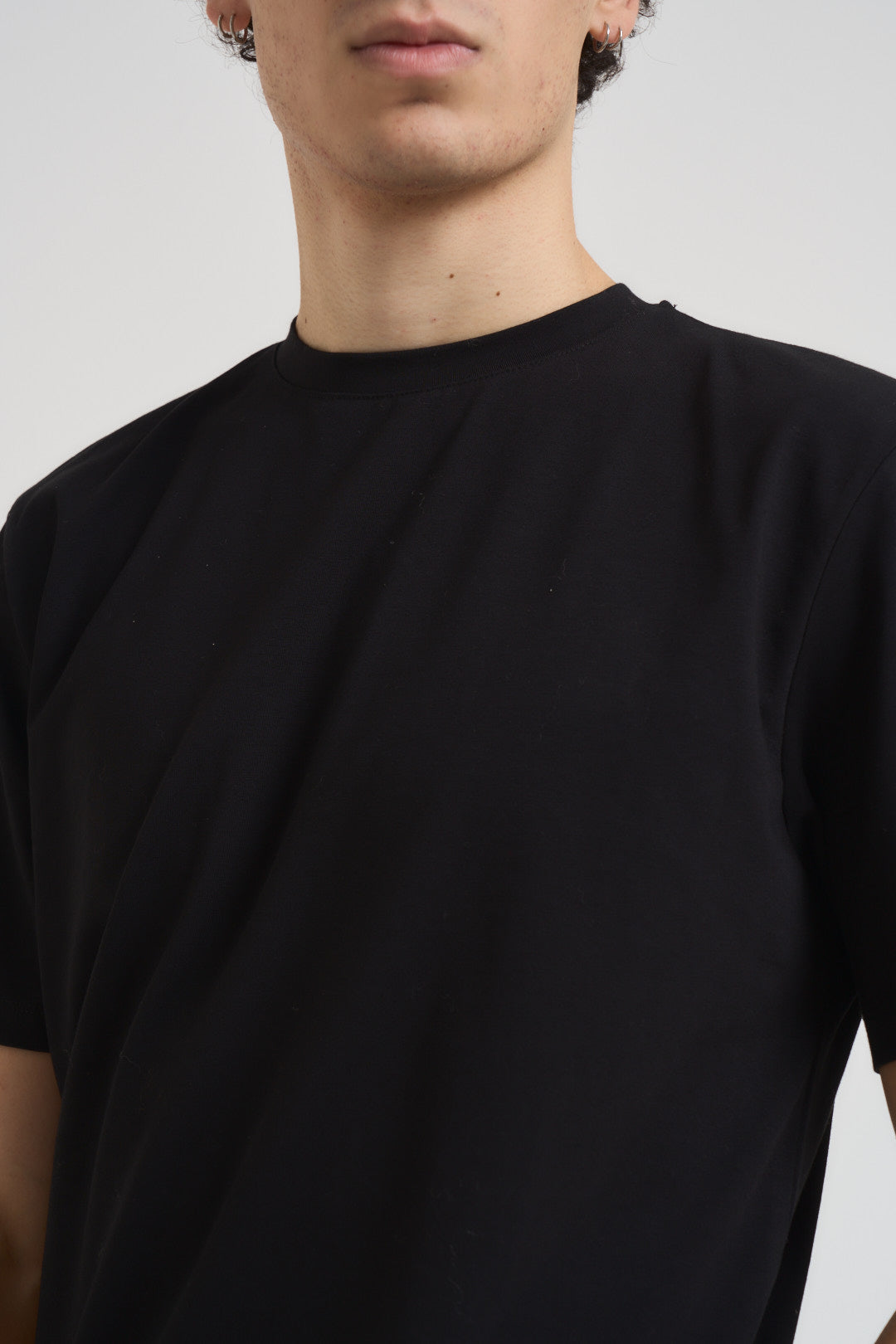 T-shirt uomo girocollo nera TI3123 NERO SEINSE 