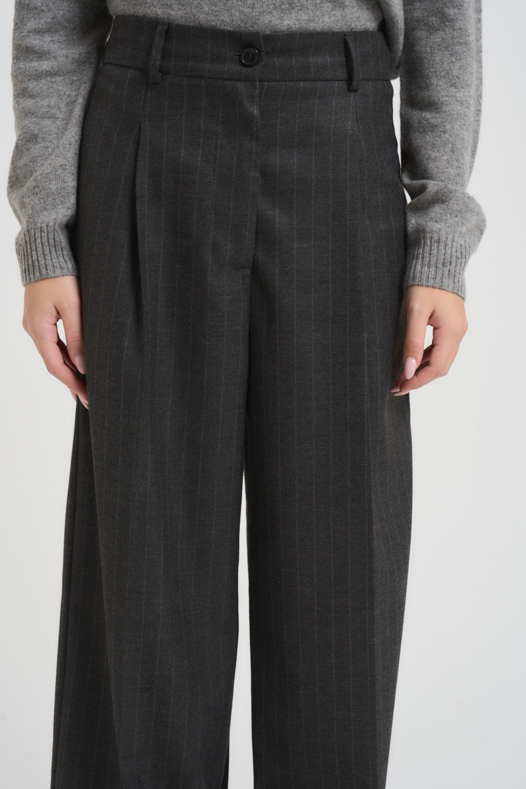 Pantalone donna a palazzo grigio antracite TF1696 GRIGIO VICOLO 
